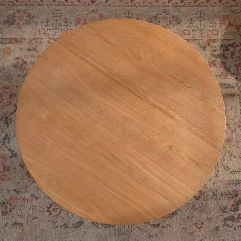Table basse ronde en bois de 31,1 po, fini chêne naturel, avec base découpée, idéale pour les salons de style ferme
