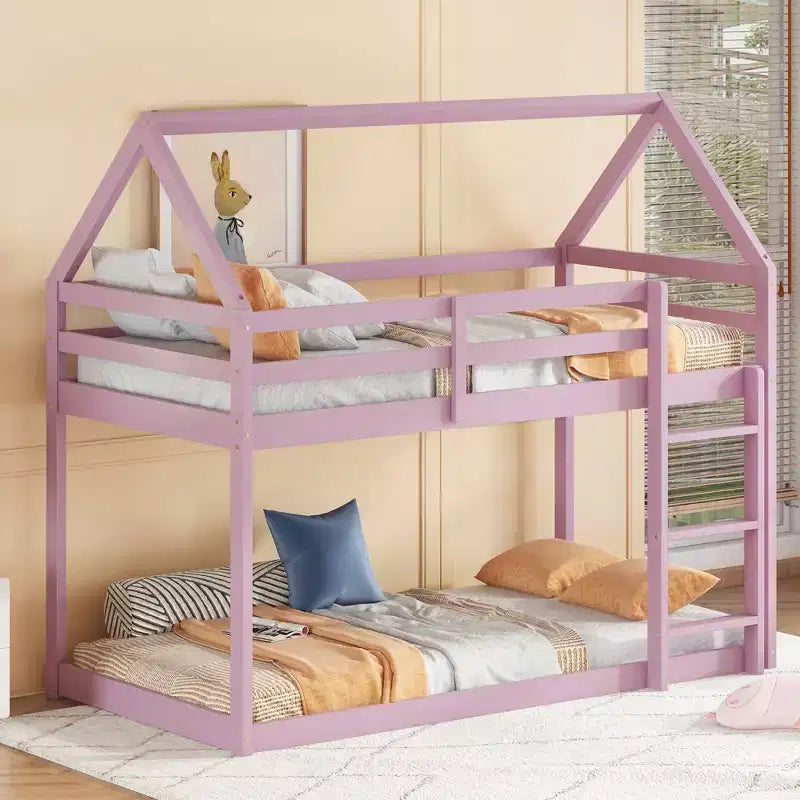 Lit superposé cabane en bois de caoutchouc, taille jumelle sur jumelle, avec échelle et barrières de sécurité, pour enfants