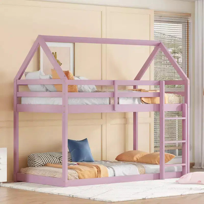 Lit superposé cabane en bois de caoutchouc, taille jumelle sur jumelle, avec échelle et barrières de sécurité, pour enfants
