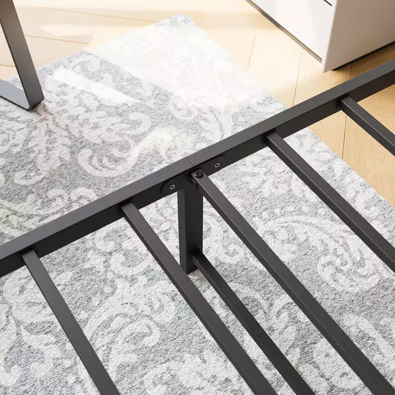 Cadre de lit plateforme en métal Queen Size avec tête de lit/pied de lit, rangement sous le lit, pas besoin de sommier tapissier, noir