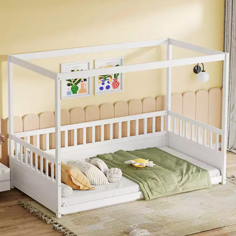 Lit de plancher double/complet à baldaquin avec barrières de sécurité, Lits à baldaquin en bois pour chambre d'enfants, Chambre à coucher